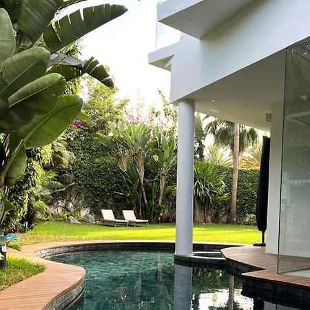 Villa De Luxe Avec Piscine Privee Au Coeur De Casablanca, Maroc Extérieur photo