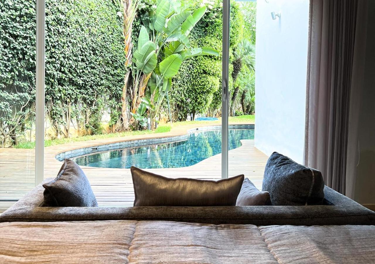 Villa De Luxe Avec Piscine Privee Au Coeur De Casablanca, Maroc Extérieur photo